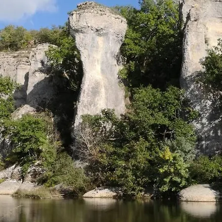 Gites L'Olivier Avec Piscine Vallon-Pont-d'Arc Exterior photo