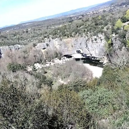 Gites L'Olivier Avec Piscine Vallon-Pont-d'Arc Exterior photo